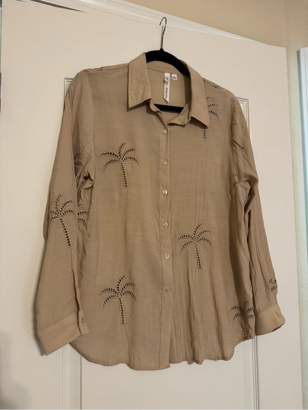 NY Collection Beige Palm-Embroidered Button-Up Blouse